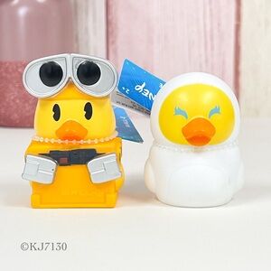 Duckalooz Disney 2.75” Eve and Wall-E Rubber Duck Duckie Jeep Ducking Set NWT